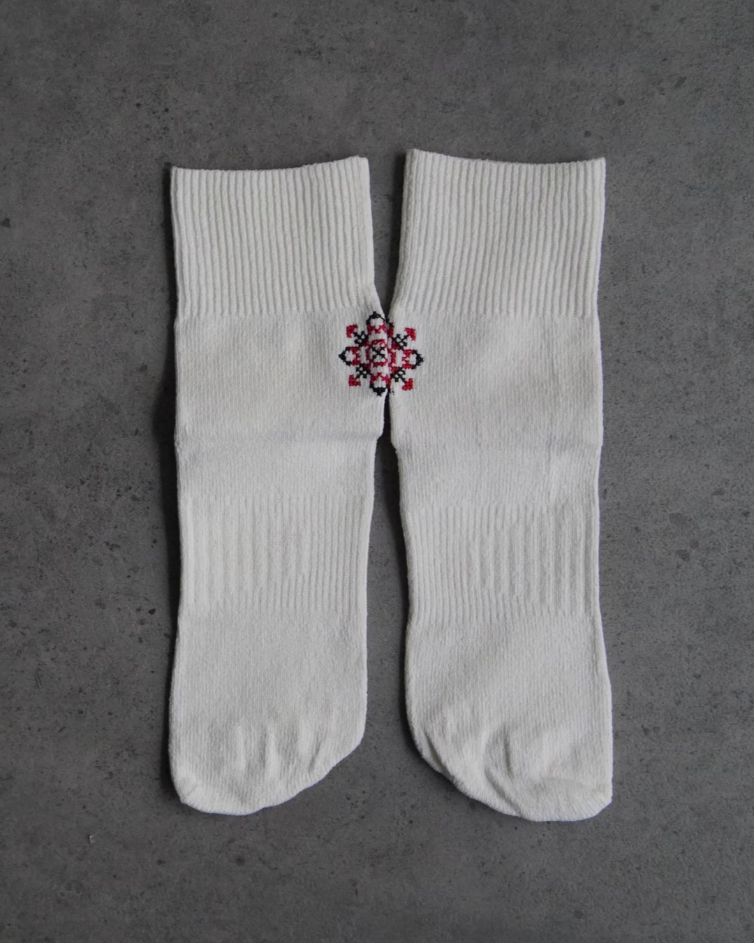 十割和紙糸隠れ5本指ソックス（ウクライナ刺繍コラボ）