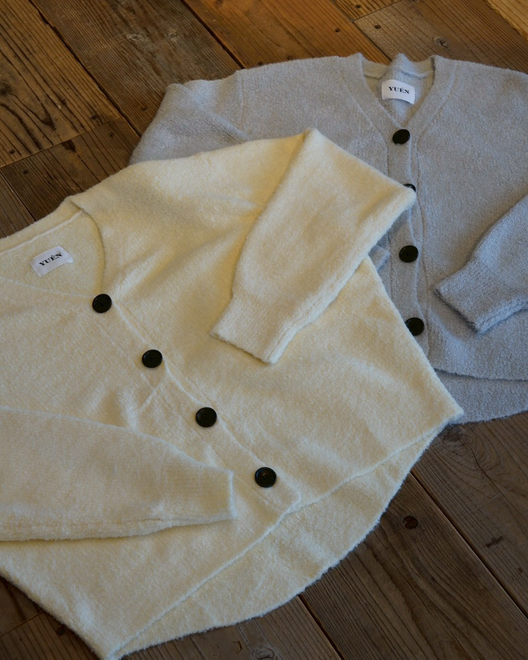 ブークレカーディガン